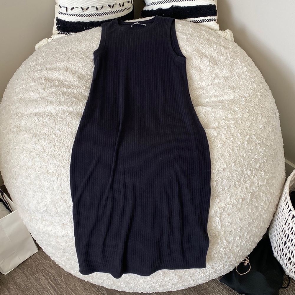 Abercrombie body con midi dress